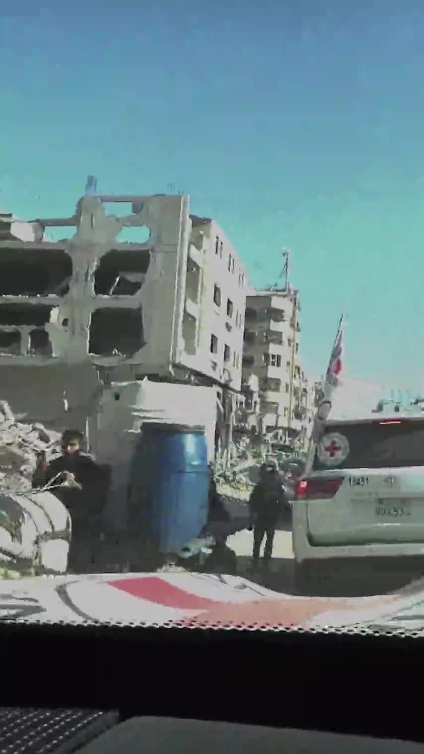 return-to...subtitles-vertical.mp4