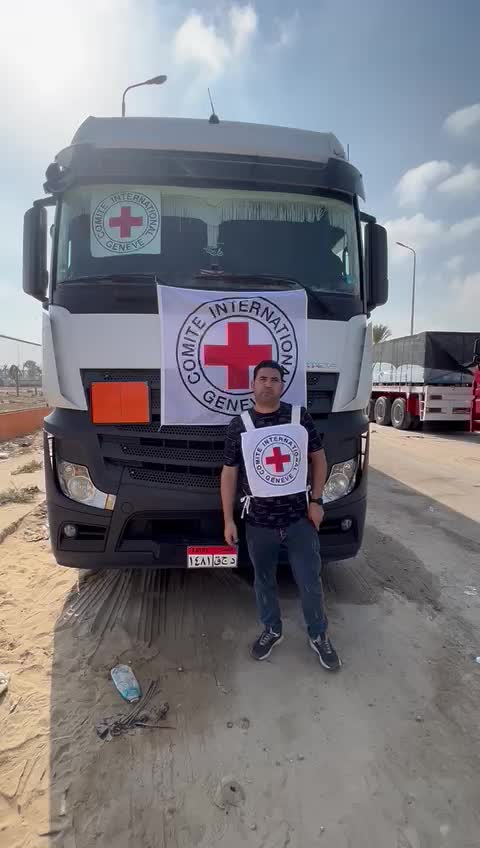 Aid Convoy from Areesh.mp4