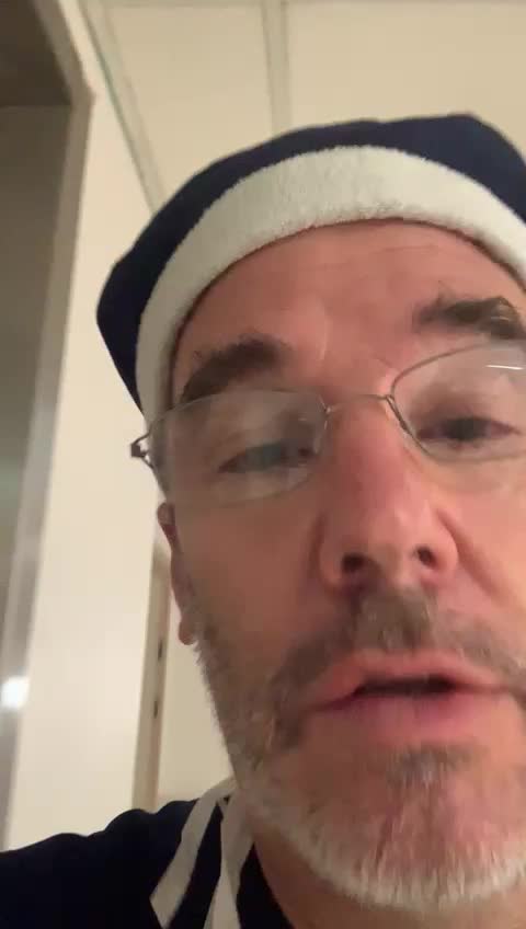 WhatsApp-Video...at-13.53.50.mp4